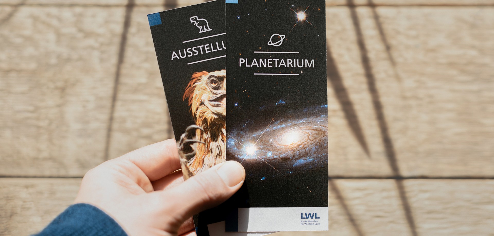 Tickets für das Naturkundemuseum und Planetarium.