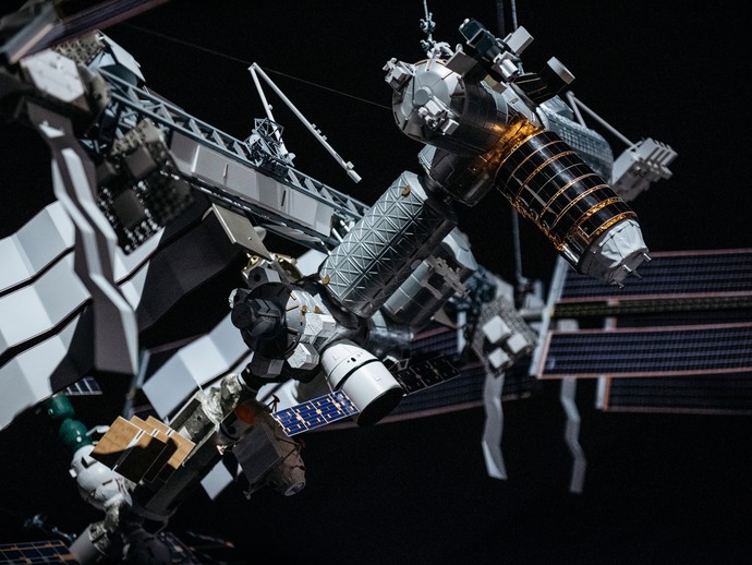 Das Model der ISS. Foto: LWL/Steinweg (vergrößerte Bildansicht wird geöffnet)