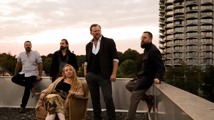 Band John Garner