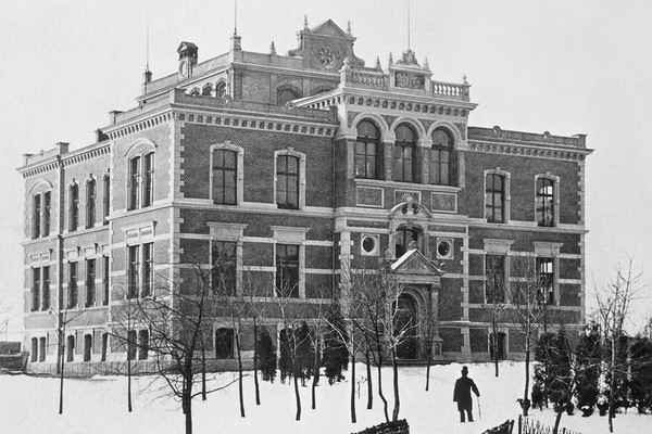 Photograph of the old museum building. Photo: LWL-Medienzentrum für Westfalen