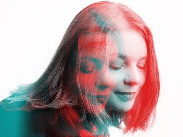 Ein Bild der Künstlerin Emika.